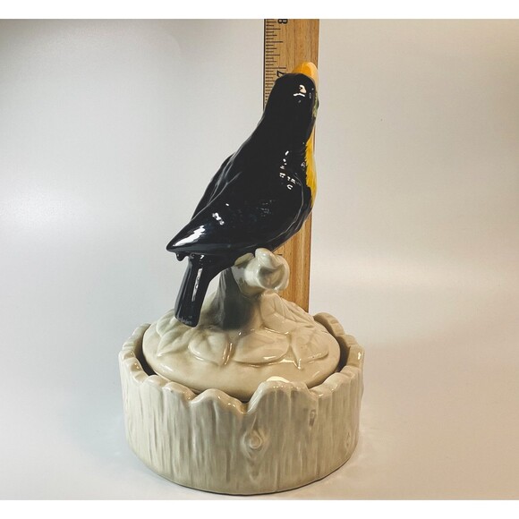 Toucan Music Box 1980 Quon-Quon Porcelain Love Me Tender Working 7”x5” base - Picture 4 of 4
